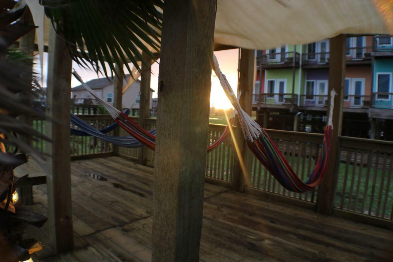 Boardwalk Resort - Crystal Beach Bolivar Peninsula ภายนอก รูปภาพ
